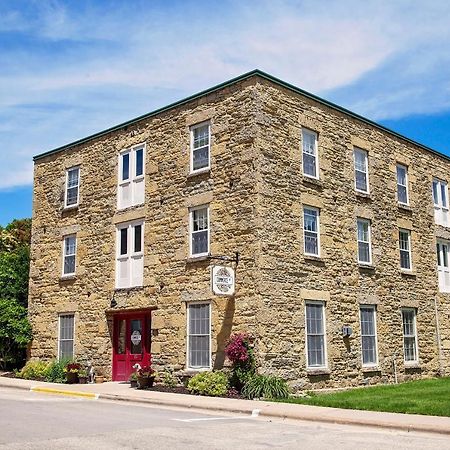 Commerce Street Brewery Hotel Mineral Point 外观 照片